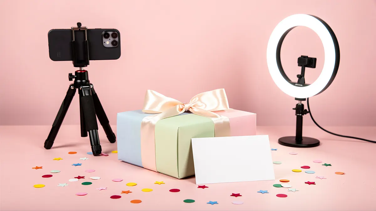 Creator giveaways: the brand promotes, and it may be a lottery